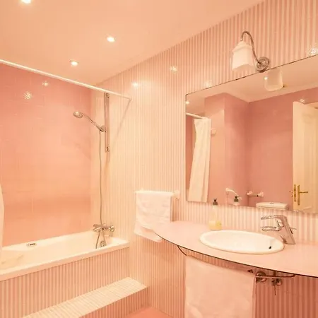 Apartment Bella Vista Luxury Apartment. Bay Views. Parking *